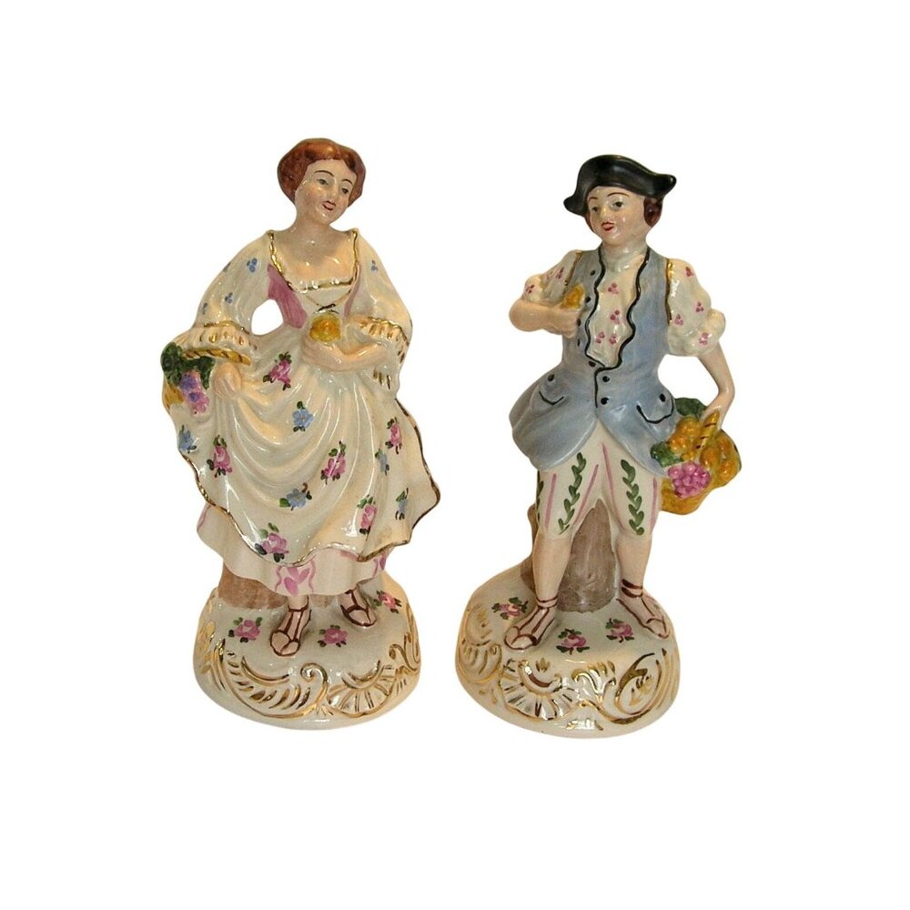 Romantic Colonial Couple Large Figurines